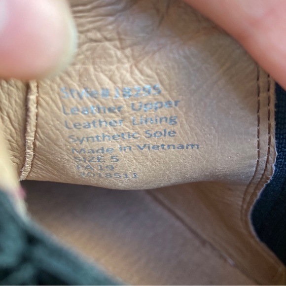 Madewell Leather Chelsea Boot - Picture 7 of 8